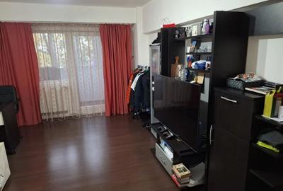 Apartament cu 2 camere decomandat, mobilat în 13 Septembrie