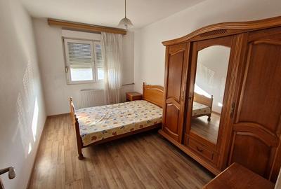Apartament cu 2 camere decomandat, mobilat în Teiul Doamnei