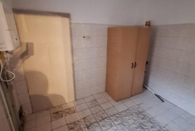 Capitol, imobil P+1, IDEAL BIROURI, 150 mp., curte - 9