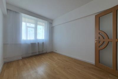 Apartament 3 camere (Prelungirea Ferentari 52-60, Vadul Nou) - PROPRIETAR - 8