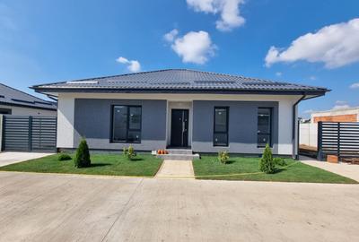 Casa 4 camere pe PARTER,incalzire pardoseala,rate dezvoltator,comision 0 - 1