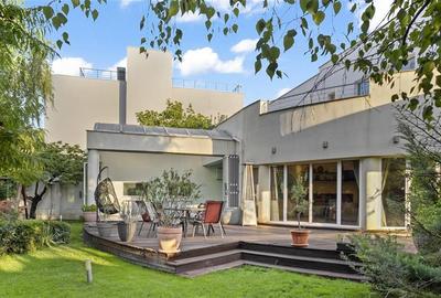 Vila de lux in apropiere de Cambridge School | Curte superba - 6