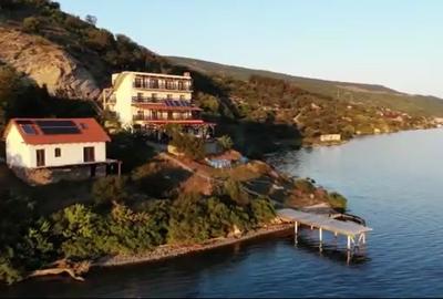 Pensiune + casă de oaspeți, Clisura Dunării, Șvinița - 1