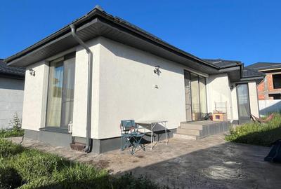 Casa 3 Camere Tunari | Toate utilitatile - 10