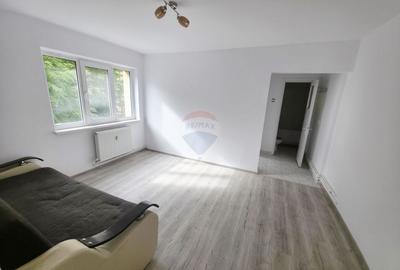 Apartament cu 3 camere de vânzare în zona Maratei - 2