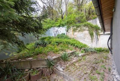 Vanzare apartament 3 camere in Vila pe Drumul de Poiana - 30