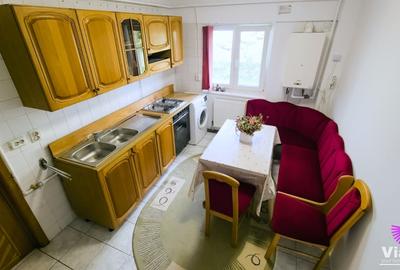 Apartament 2 camere 64 mpu parc Sub Arini- bazin olimpia | Bulevardul Victoriei - 4