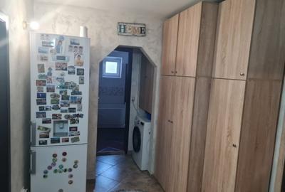 2 camere decomandat 57mp etaj 2 zona Nicolina - Pizza Nico - 2