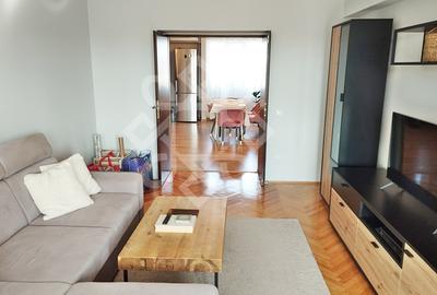 Apartament cu 3 camere si loc de parcare, zona Decebal - 3