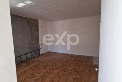 Casă de vânzare – P+1  zona Balaban - 13
