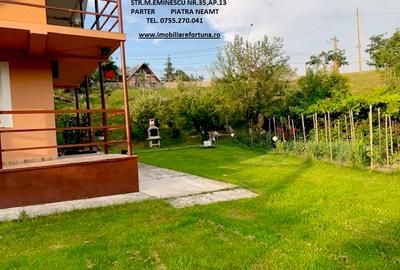 Casa in oras, cu  priveliste de vis, la poalele padurii