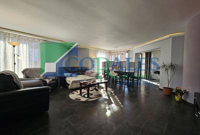 Casa individuala.  Suprafete generoase. Zona buna! - 2