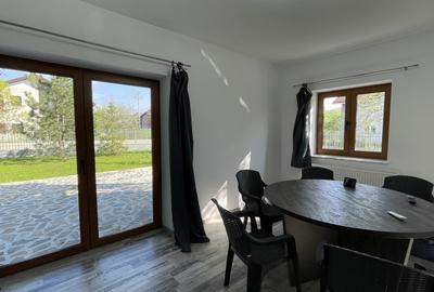 Vila Individuala complet mobilata Laguna Albastra | Garaj - 9