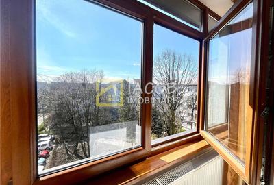Apartament 3 camere decomandate, strada Martir Horia, Bacau - 16