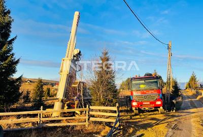 Teren Cu FANTANA si CURENT | PUZ si Certificat Urbanism | Marisel - 1