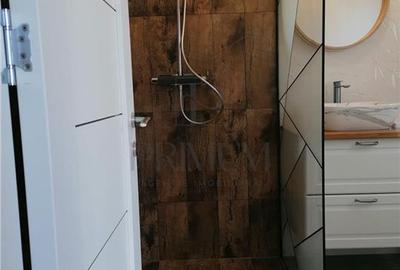 Sag- despartit prin garaj- 5 camere - 3