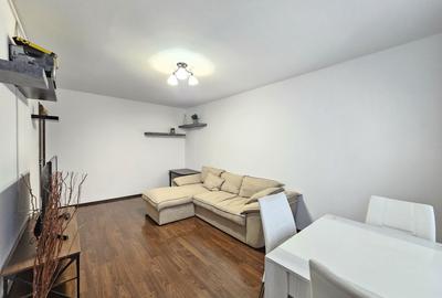 Apartament cu 3 camere decomandat, mobilat în Crângași