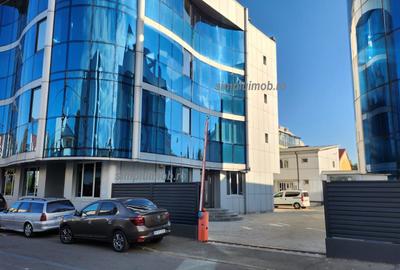 Clădire business de închiriat Bucureștii Noi 1250 cu parcare 850mp - 1