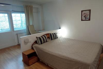 Apartament cu 2 camere semidecomandat în Decebal