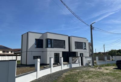 Comision 0% Duplex modern cu perete dublu si teren generos | Serena 1 - 4