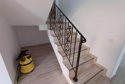 Casă 4 camere, 2 Locuri de parcare-Zona Valea Adanca- 830 euro - 13