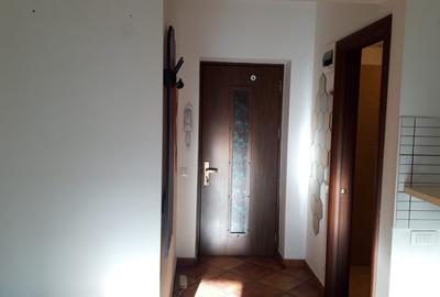 De inchiriat 2 camere ,1/4,Stefan cel Mare ( Circ ), 1/4, nemobilat, 500 E/luna. - 2