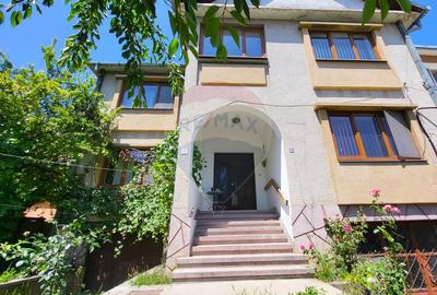 Casa / Vila cu 5 camere de vanzare Ultracentral Turda - 1