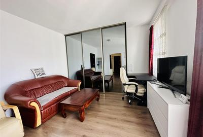 Apartament cu 2 camere semidecomandat, mobilat în Iris