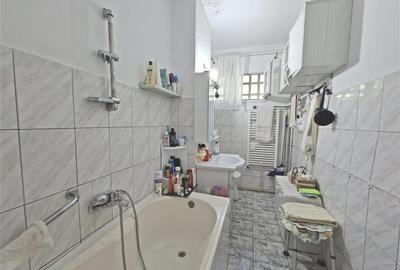 Apartament 3 camere semidecomandat | Etaj 1, zona Centrala, Bacau - 7
