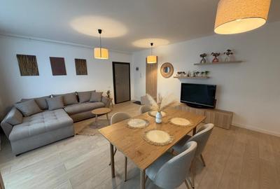 Apartament cu 2 camere semidecomandat, mobilat în Florești