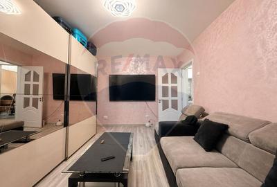 Apartament cu 3 camere de vânzare în zona Orizont - Bacau - 1