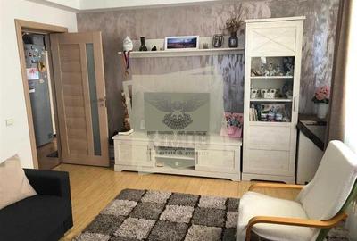 Apartament cu 3 camere decomandat, mobilat în Turnișor