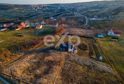 Teren agricol intravilan de 2500 mp, în Nord