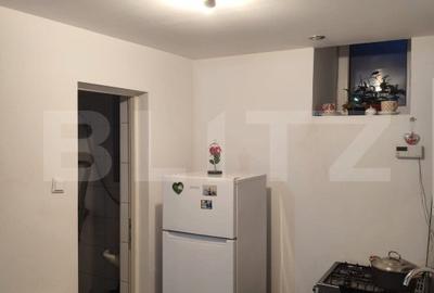 Apartament cu 2 camere decomandat, mobilat în Semicentral
