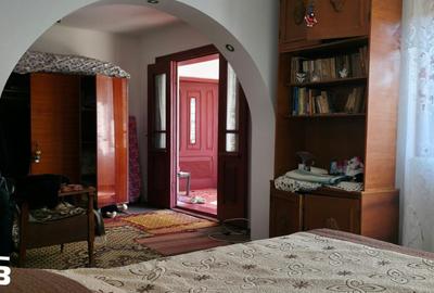 Casa locuibila in localitatea Dobra!! - 4