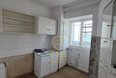 Apartament cu 2 camere spațios, decomandat, Bvd. Dacia - 8
