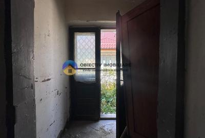 Casa de vânzare – zona 1 Mai - 9