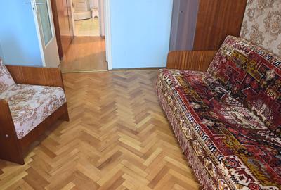 Vand apartament 2 camere semidecomandat in Deva, etaj 1 - 9