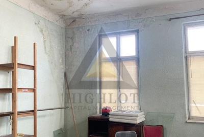 CASA INVESTITIE| Piata Victoriei Spital Grigore Alexandrescu - 14