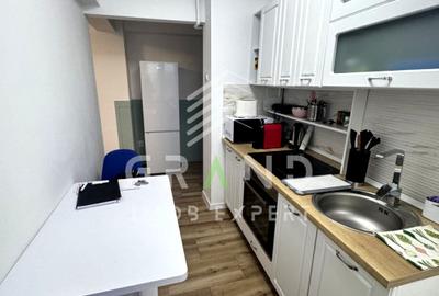 2 camere | 2 BALCOANE | PARCARE | Piața Mihai Viteazu - 10