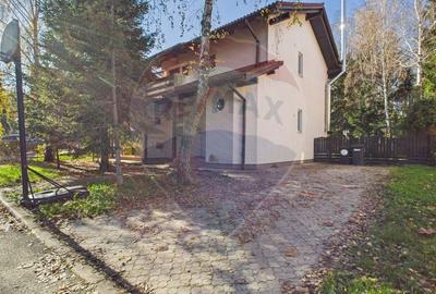 De vanzare | Vila in Paradisul Verde cu gradina si padure proprie | - 1