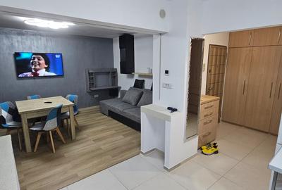 Apartament cu 3 camere decomandat în City Park Mall