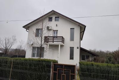 INCHIRIEZ casa 4 camere P+1+pod mobilata si utilata doar sa va mutati - 23