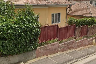 Casă individuală cu 3 camere în Dâmbul Rotund