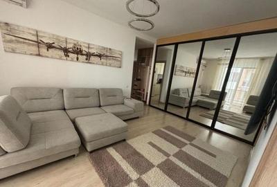 Apartament cu 3 camere semidecomandat, mobilat în Grozăvești