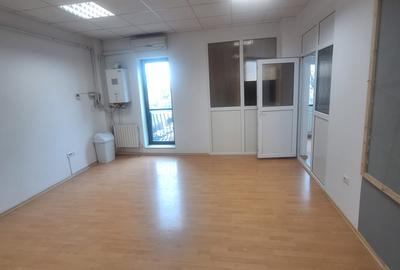 Bd. Mamaia , spatiu IDEAL BIROURI, 43 mp. - 17
