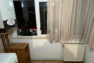 Apartament cu 2 camere decomandat, etajul 2/4, zona Nicolina - 5