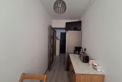 Apartament -40 mp-etaj 1-mobilat si utilat- la 5 minute Shopping City - 13