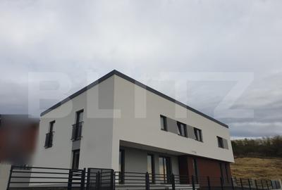 Duplex cu 4 camere în Iris