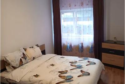 Apartament cu 2 camere semidecomandat, mobilat în Florești